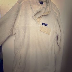 Patagonia sweater and tee bundle.